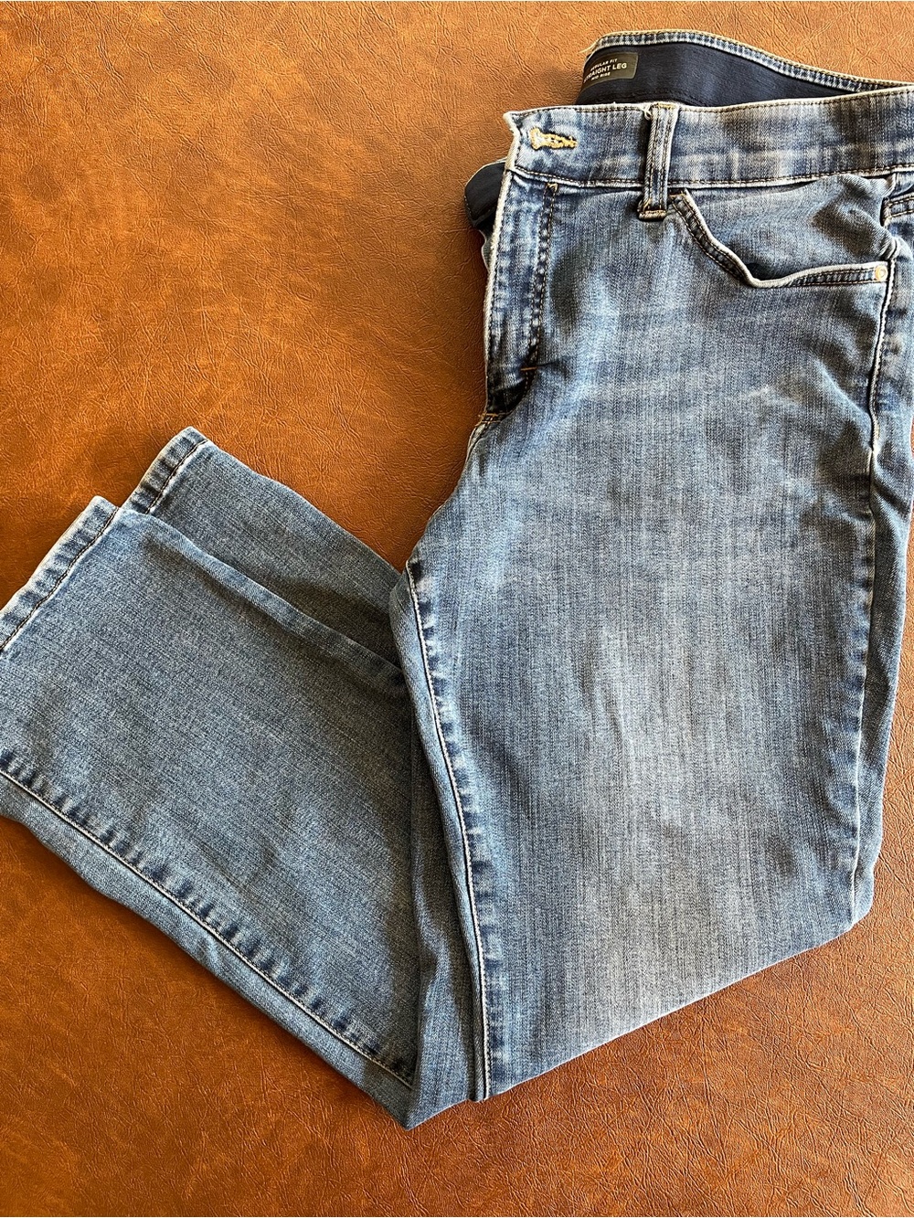 Lee Regular Fit Straight Leg Mid Rise Jeans size 14 Short